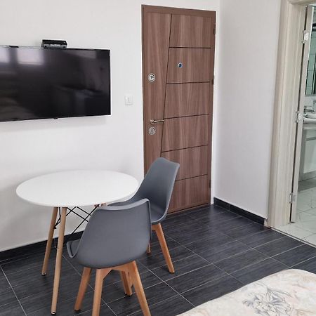 Apartman Tolosi Podgorica Ngoại thất bức ảnh