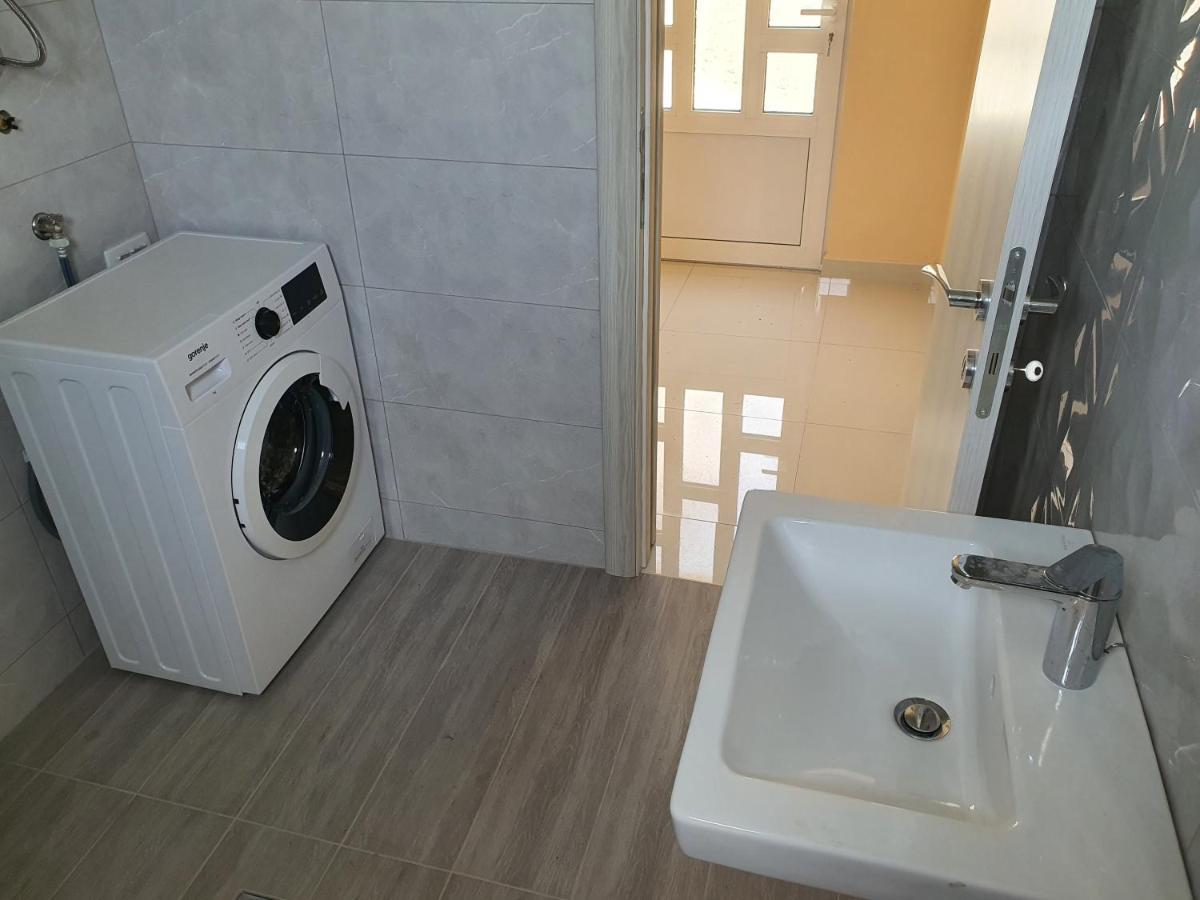 Apartman Tolosi Podgorica Ngoại thất bức ảnh