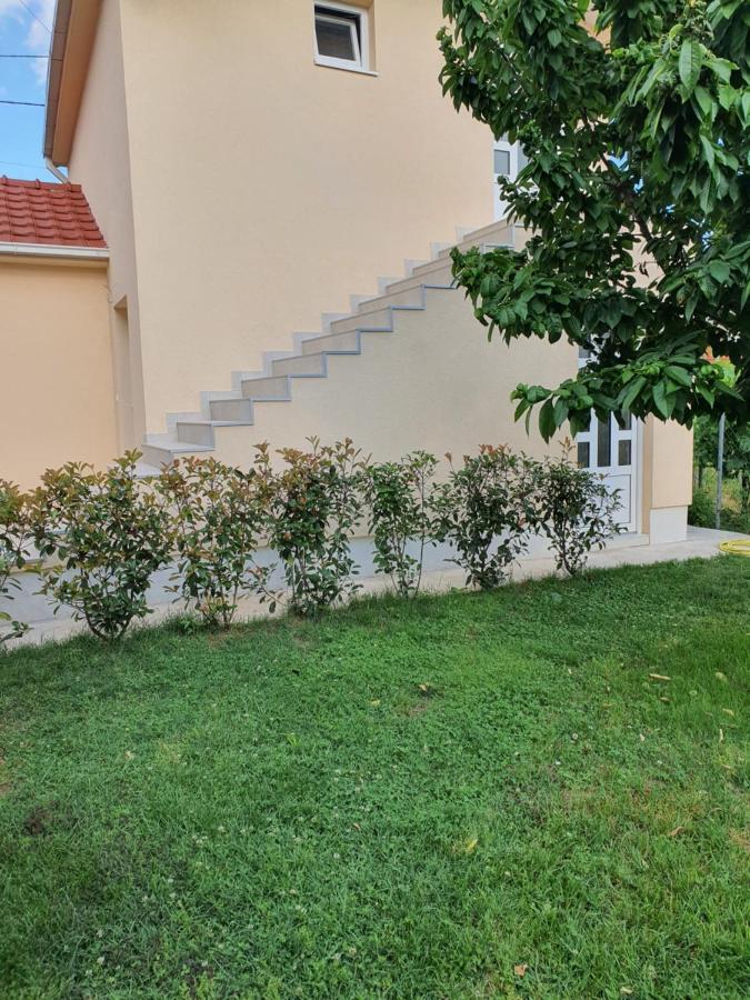 Apartman Tolosi Podgorica Ngoại thất bức ảnh